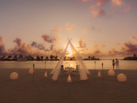 Candlelit Beach Dinner